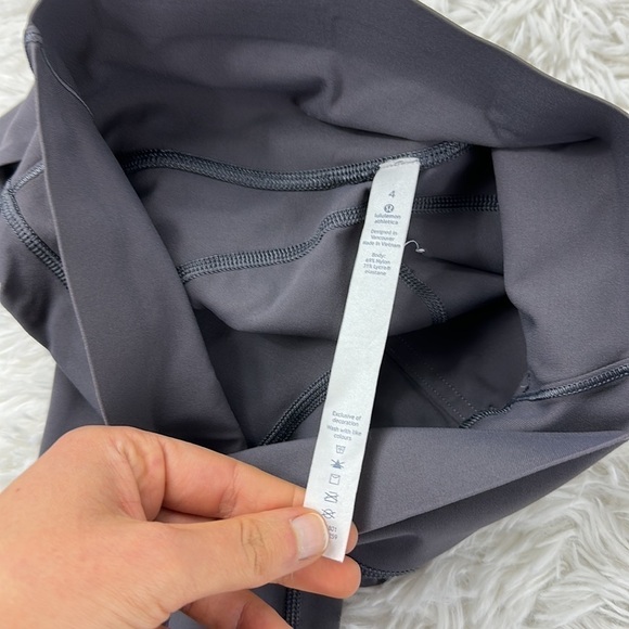 Lululemon Chase Me Crop (21") Dark Carbon / Black - Picture 5 of 7